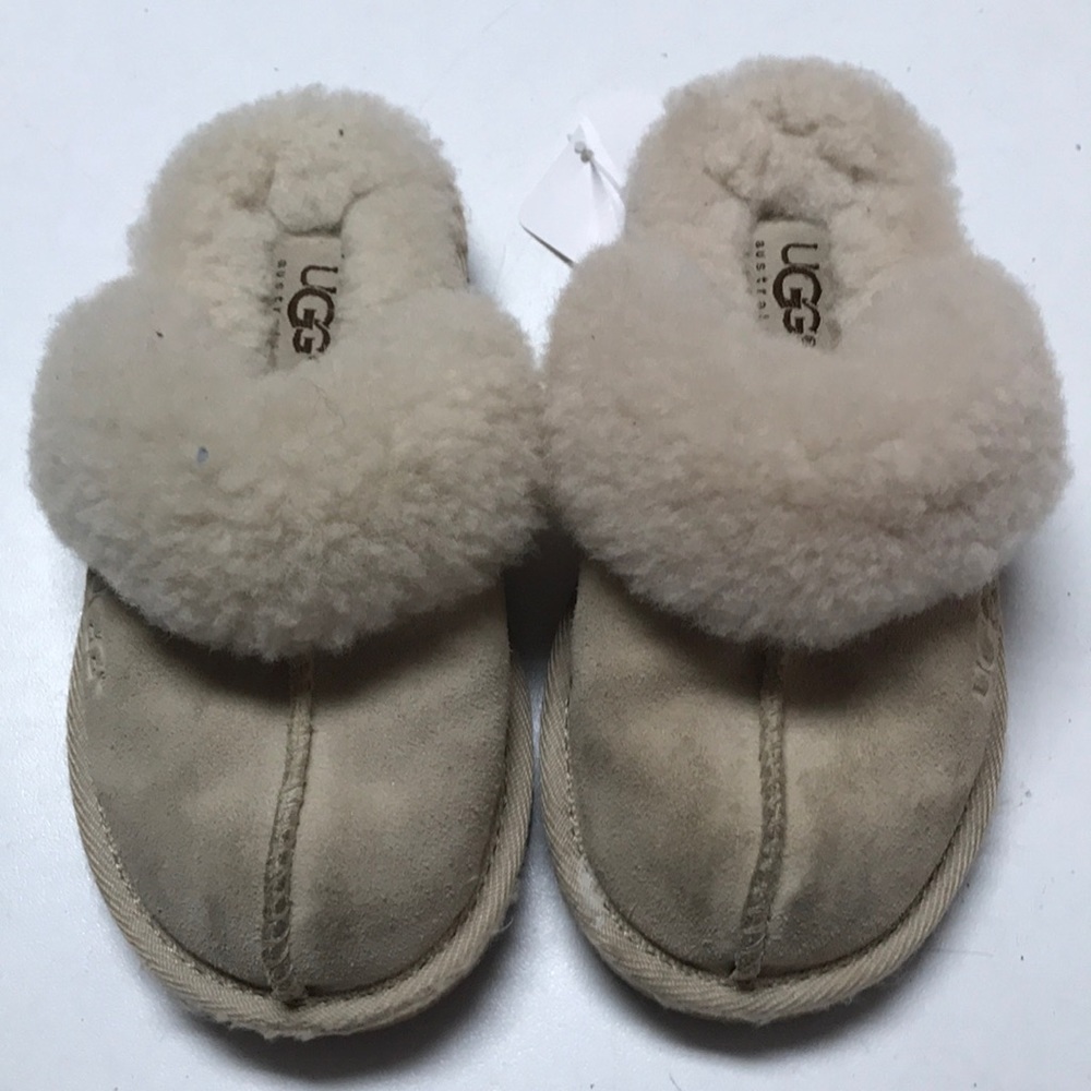 Slip on ugg